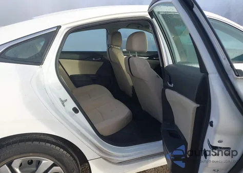 2016 Honda Civic Lx z USA, uszkodzony, nr VIN 19XFC2F59GE237006